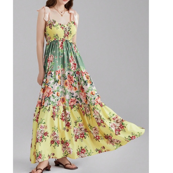 Boho Multicolor Floral Print Shirred Shoulder Tie Ruffle Hem Dress - Picture 4 of 4